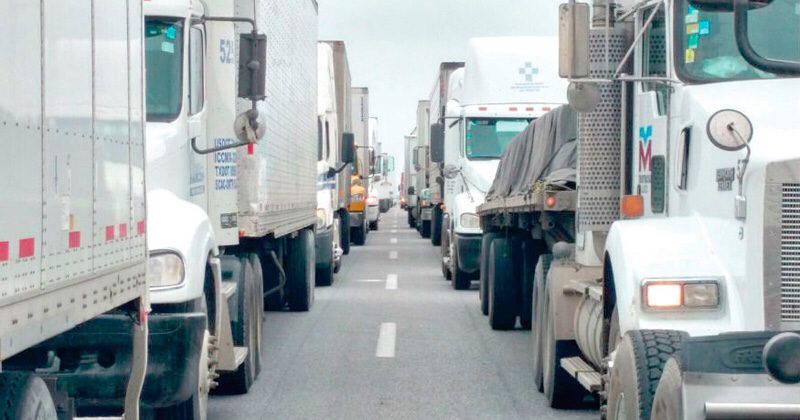 Falta de operadores paraliza transporte en Tamaulipas 1 img 3246