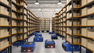 Mobile Robots in Warehouse 390x220 1