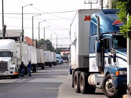 Doble intermediación: el cáncer en el autotransporte 1 img 2732