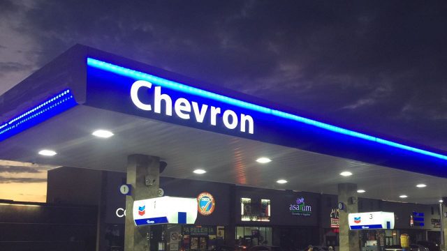 Chevron Estación de servicio 1 e1509110828432