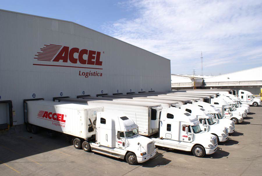 Accel Logística supera los 1,000 clientes 1 img 5182