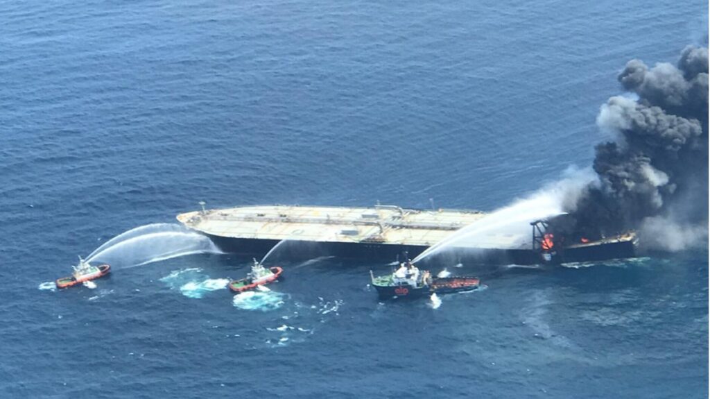 tanker accident credit Indian Navy 1