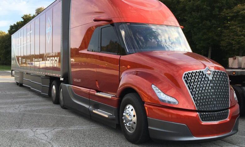 El futuro nos alcanza. La mitad de camiones vendidos en 2030 podrían ser eléctricos 1 342d952f1bbcb2b2ec2b98f6003d5187