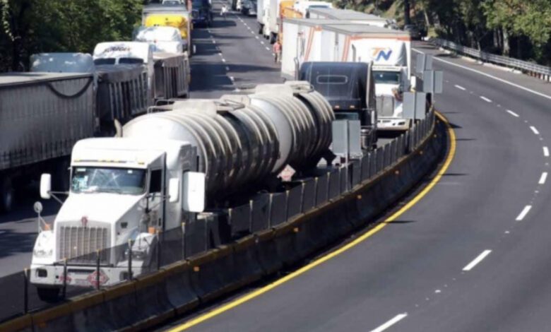 ¡Resucitan iniciativa! Prohibición del doble remolque acentuaría un problema mayor: la falta de operadores 1 A6359301 453B 40B0 BF25 6B4B2183F93E