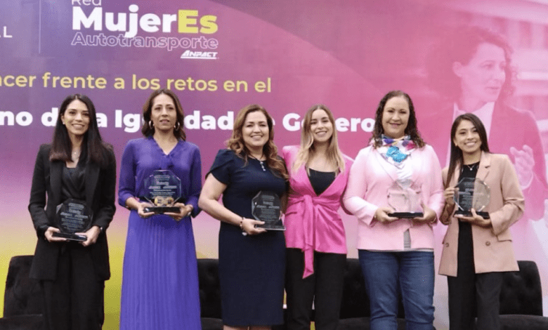 “Integrar las mujeres al trabajo es mi pasión”: Virginia Olalde, Directora de Comercio Exterior de ANPACT 1 Virginia Olalde