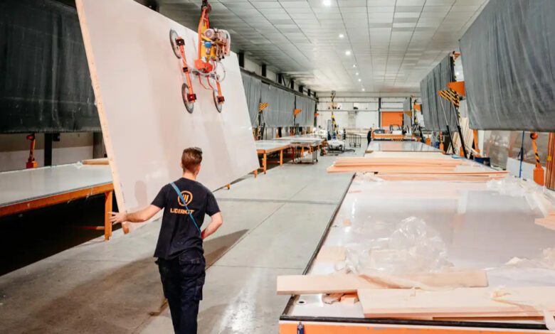 Esta empresa vende las carrocerías al “estilo IKEA” recibes el kit de piezas y tú las armas 1 IMG 3530
