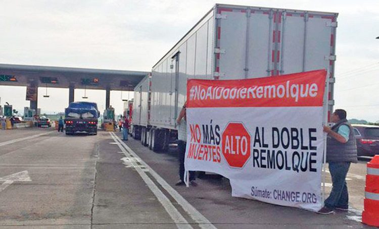 Prohibición de doble remolques en México: ¿avance real o iniciativa congelada? 1 doble remolques