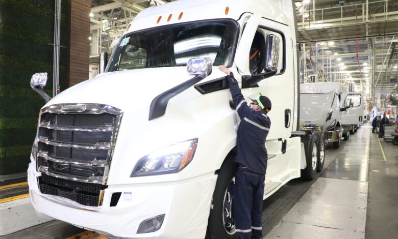 Daimler realizará "paro productivo" en su planta de Derramadero 1 daimler