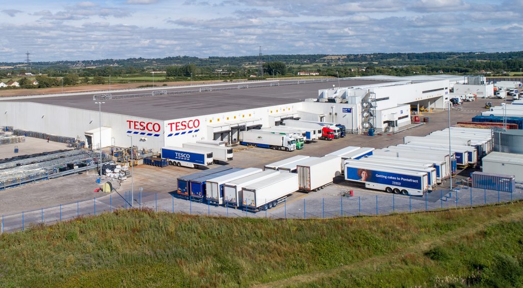 Los 10 Centros de Distribución (CEDIS) Más Grandes del Mundo: Gigantes de la Logística 4 TESCO EXT 033 1