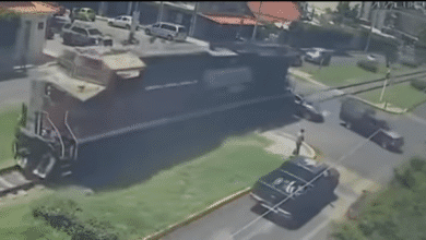 Maquinista que mató a 6 personas en Irapuato lleva 30 horas atrincherado dentro del tren 14 maquinista