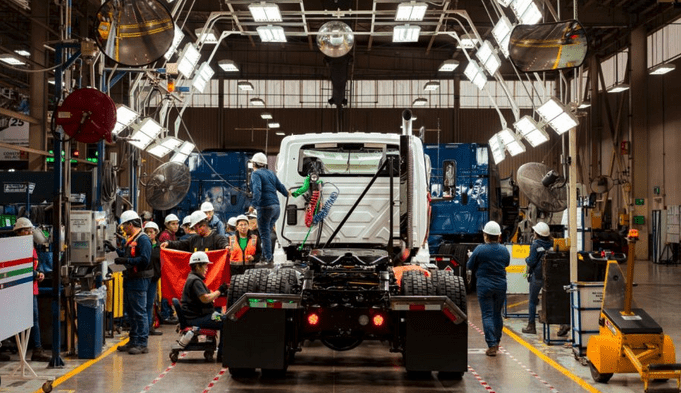 Trump anuncia arancel del 25 % a importación de camiones pesados: una bomba para fabricantes mexicanos 1 Captura de pantalla 2025 09 25 a las 7.31.28 p.m