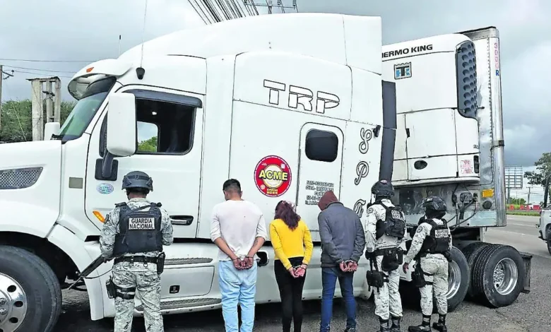 Cae banda de delincuentes con tractocamiones robados en la carretera 57 1 IMG 4417